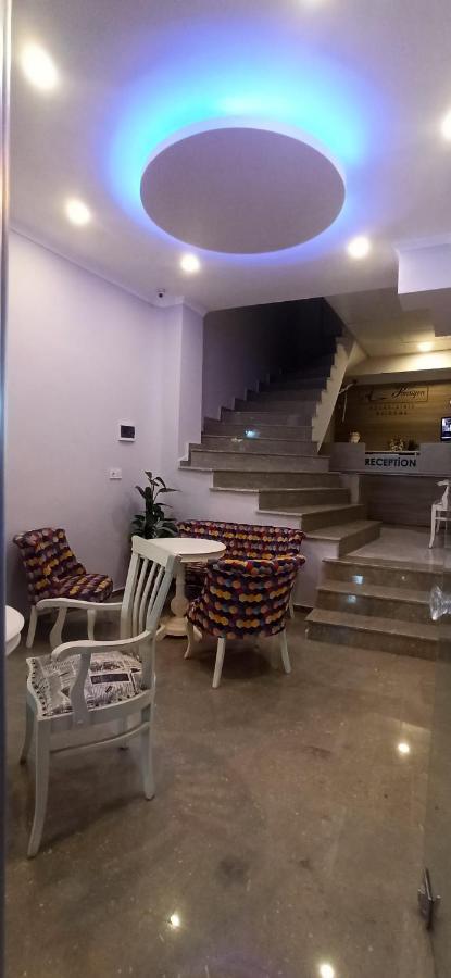 Moonlight Hostel ชานัคคาเล ภายนอก รูปภาพ