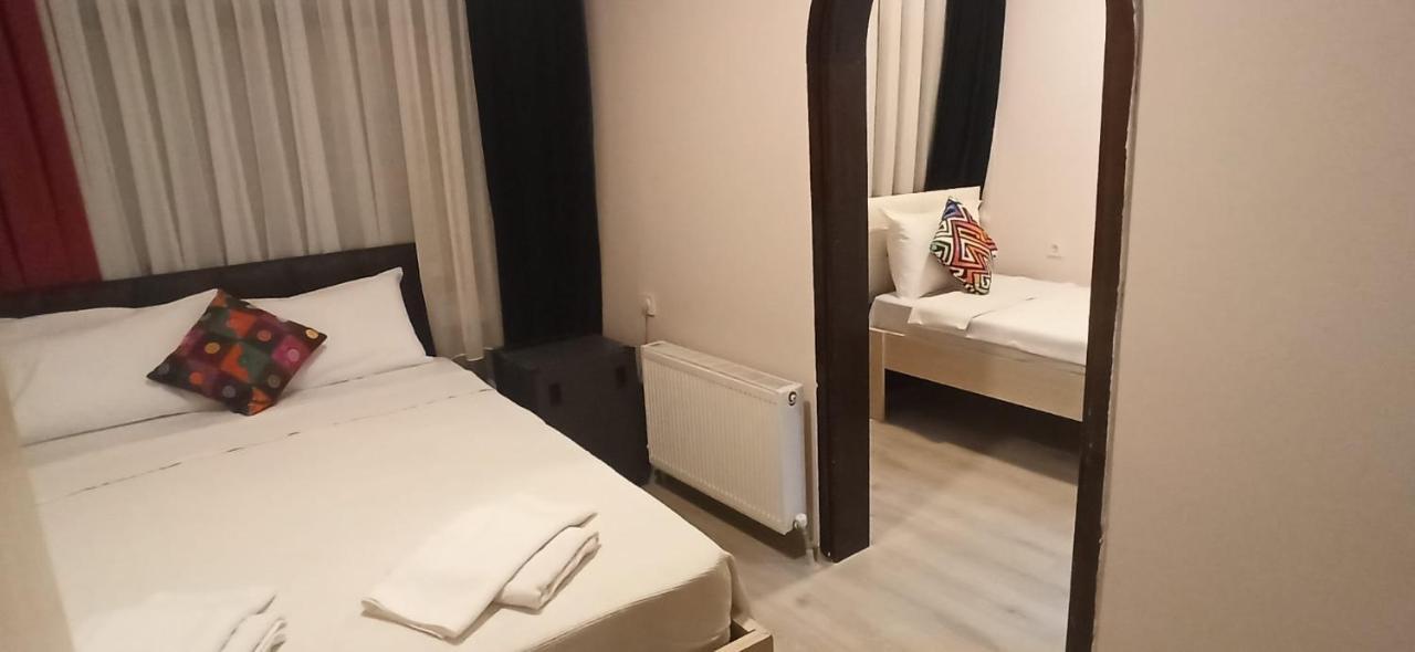 Moonlight Hostel ชานัคคาเล ภายนอก รูปภาพ